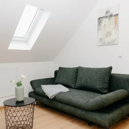 Nice2be Violet - Zentrum Apartment Augsburg