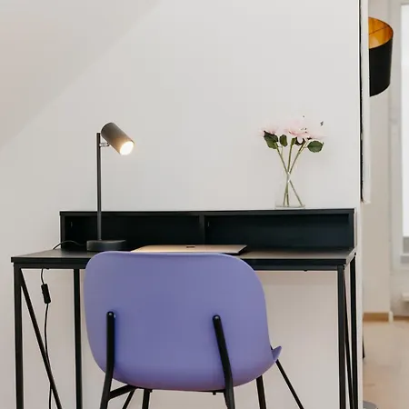 Nice2be Violet - Zentrum * Augsburg