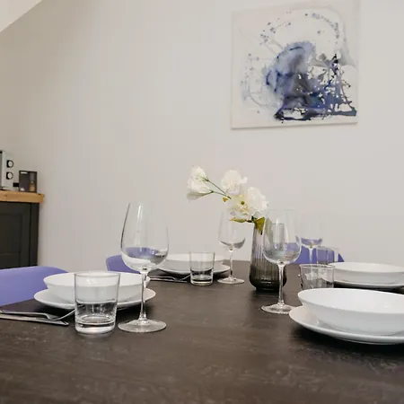 Apartment Nice2be Violet - Zentrum Augsburg